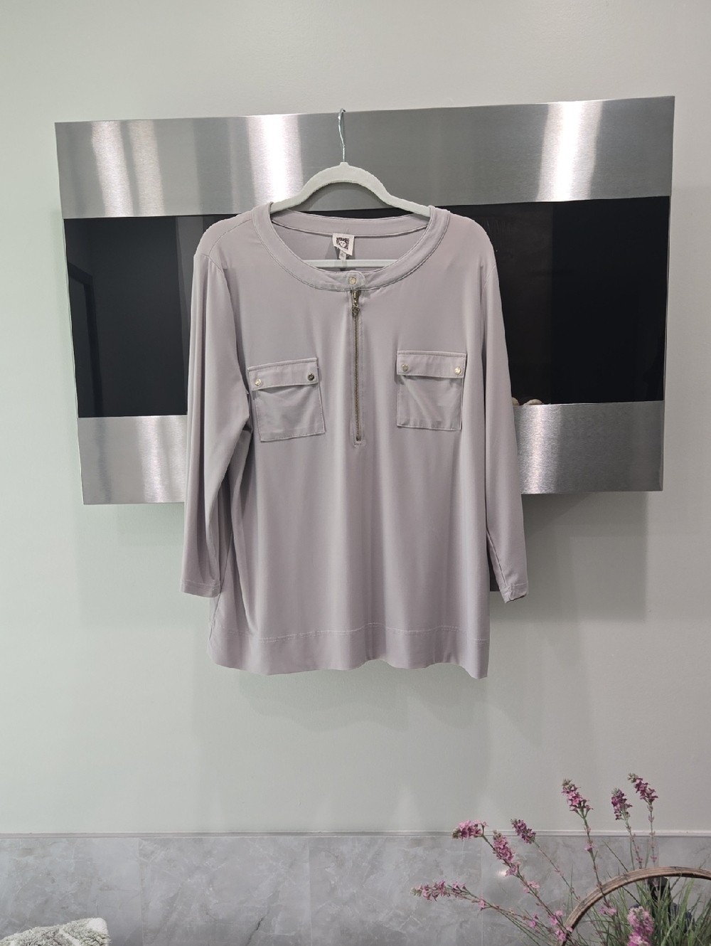 Relaxed Zip-Pocket Top in Light Gray
